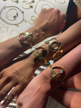 Cargar imagen en el visor de la galería, Pulsera Isis rubí