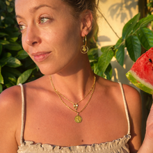 Cargar imagen en el visor de la galería, Collar Sofia piedra luna arco iris