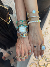 Cargar imagen en el visor de la galería, Pulsera Bizantina Calcedonia Azul
