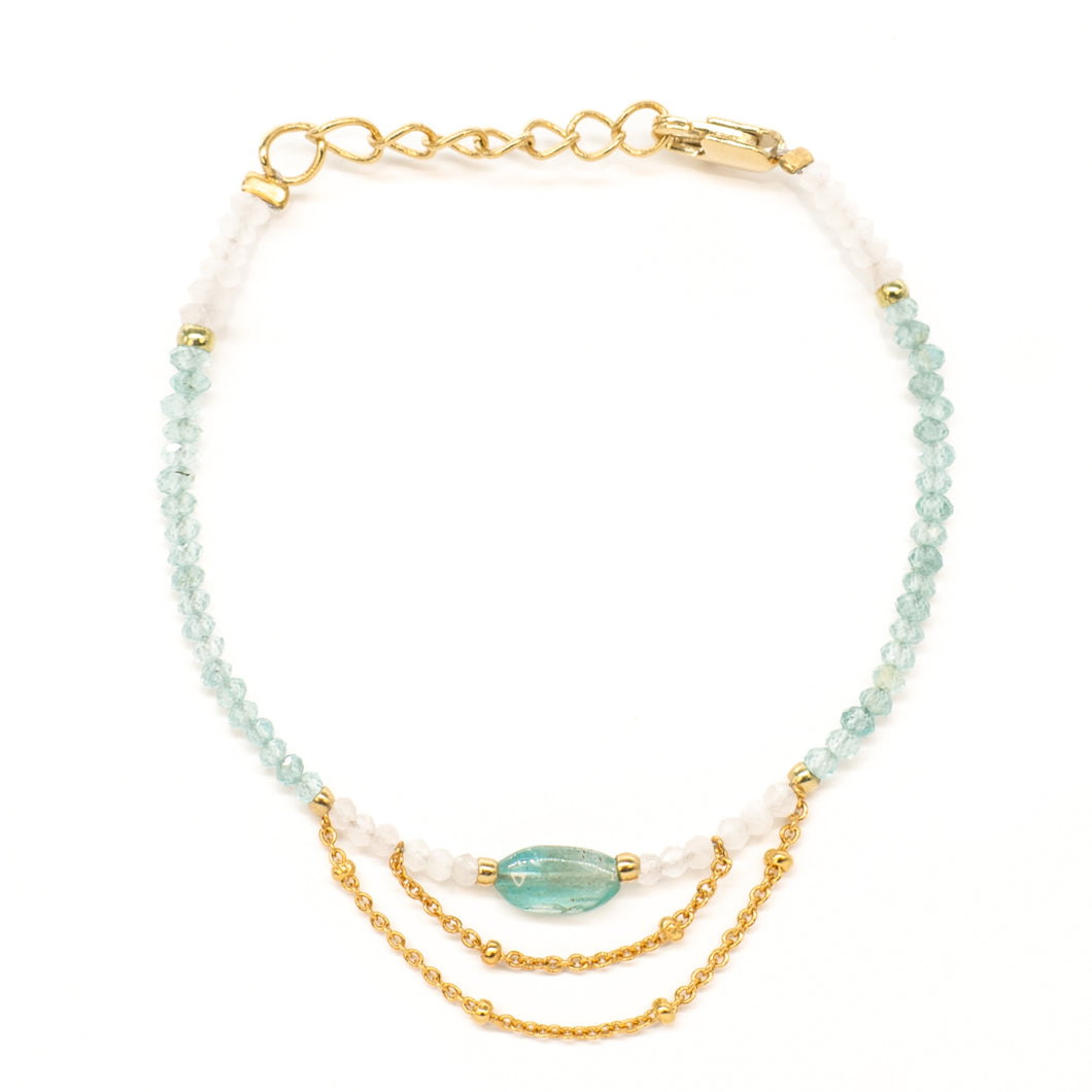 Pulsera de cuentas de aguamarina y cuarzo rosa con cadena bañada en oro de Bechi Ulivi Jewels