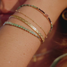 Cargar y reproducir el video en el visor de la galería, Pulsera Esclava con textura étnica
