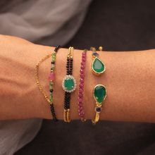 Cargar imagen en el visor de la galería, set de pulseras finas bañadas en oro con piedras por Bechi Ulivi Jewels
