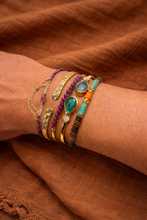 Cargar imagen en el visor de la galería, set de pulseras finas bañadas en oro con piedras por bechi ulivi jewels
