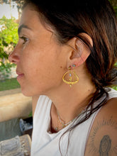 Cargar imagen en el visor de la galería, Pendiente Isis labradorita
